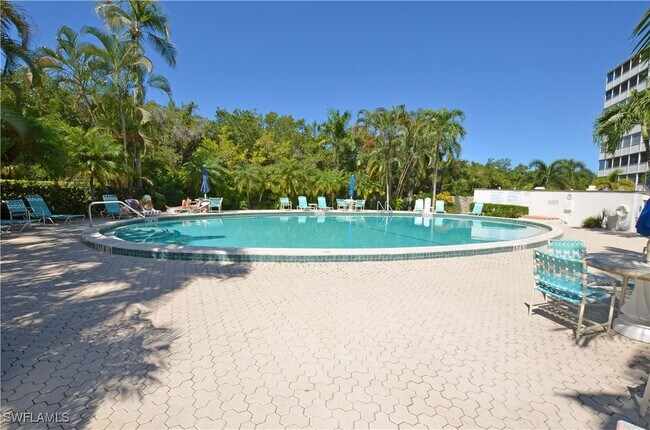 Building Photo - 1 Bluebill Ave