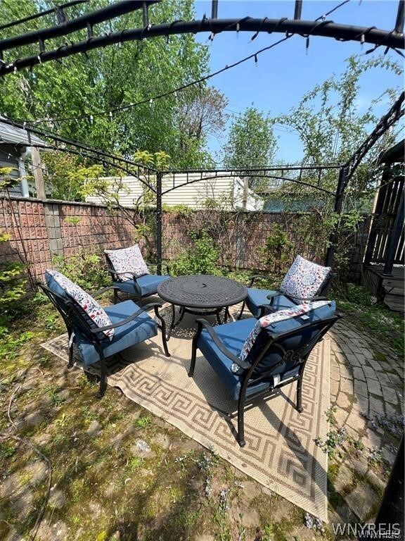 Building Photo - 801 1/2 W Ferry St