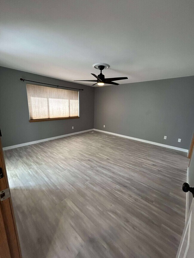 Building Photo - 15839 Yelm Terra Way SE