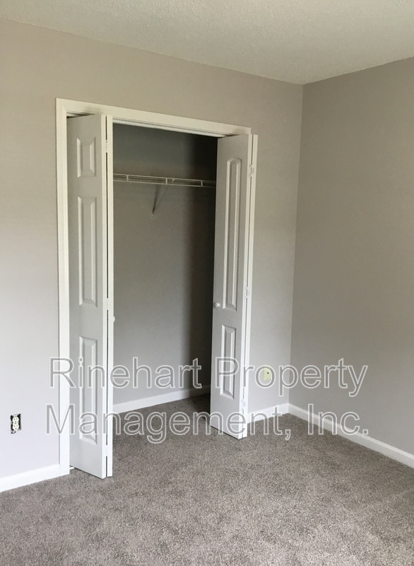 Building Photo - 1211 Colby Ave