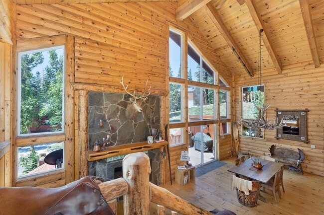 Building Photo - Winter Rental – $18,500/month (6-Month Lease)