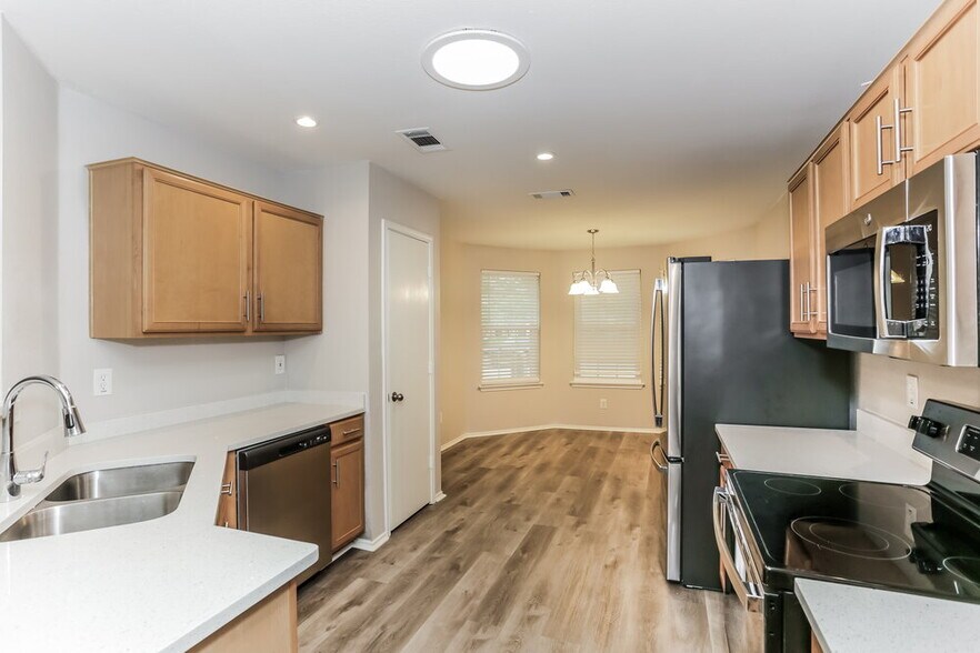 Building Photo - 213 Garden Valley Ln