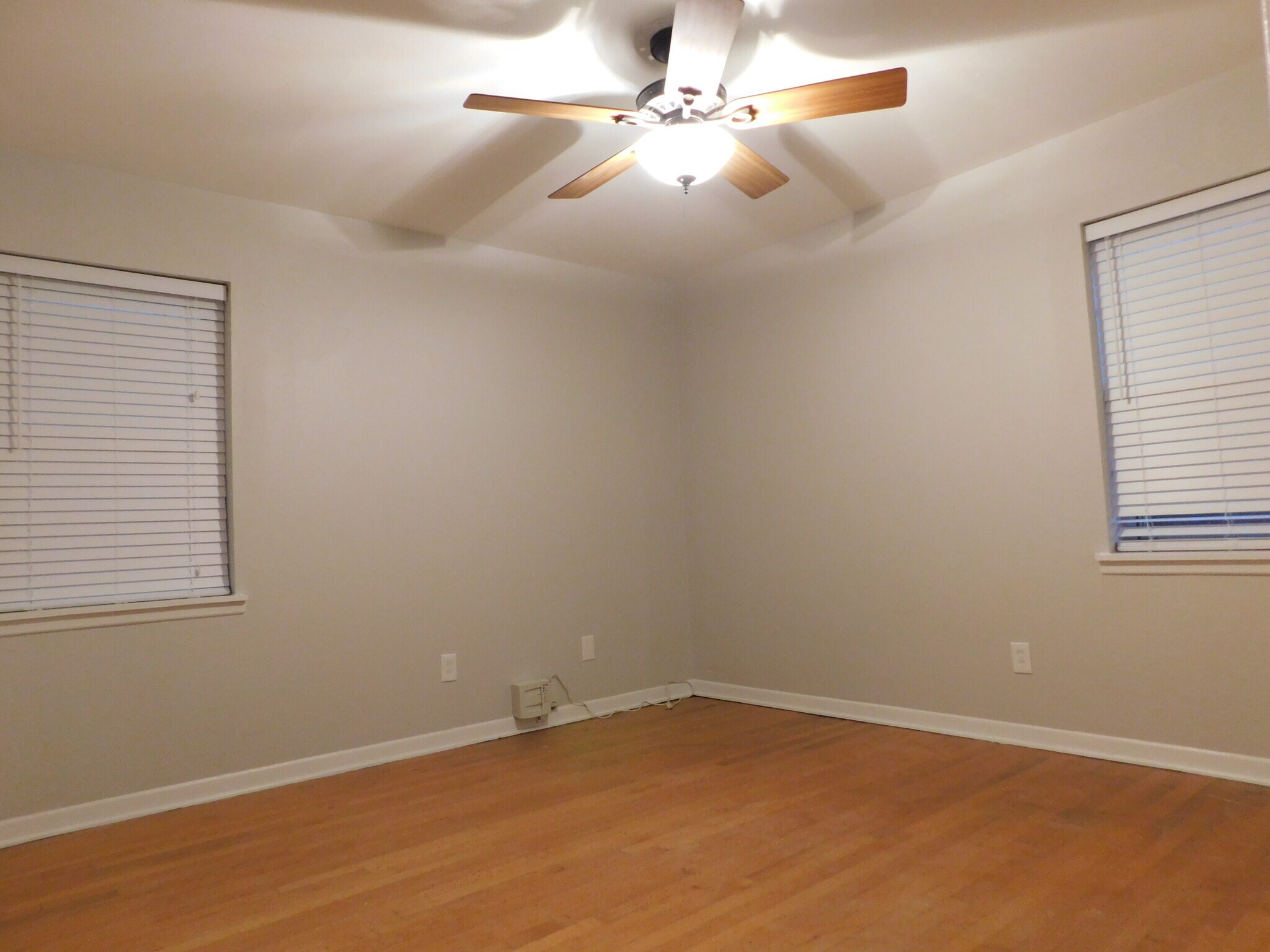 Building Photo - 2500 Morningside Dr