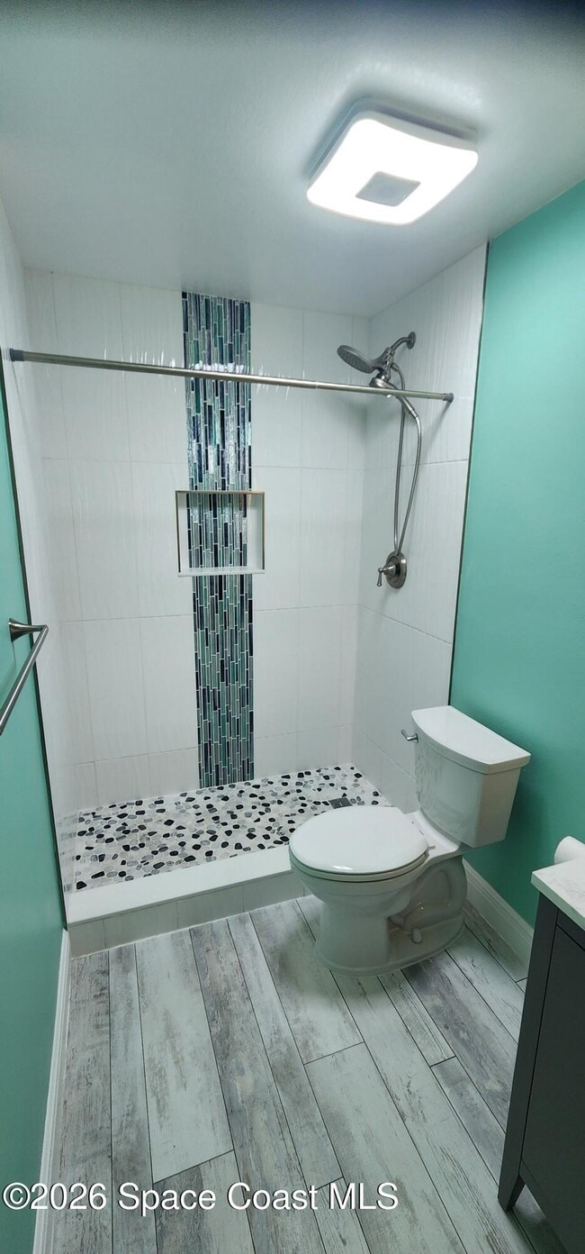 Building Photo - 428 Heathrow Cir