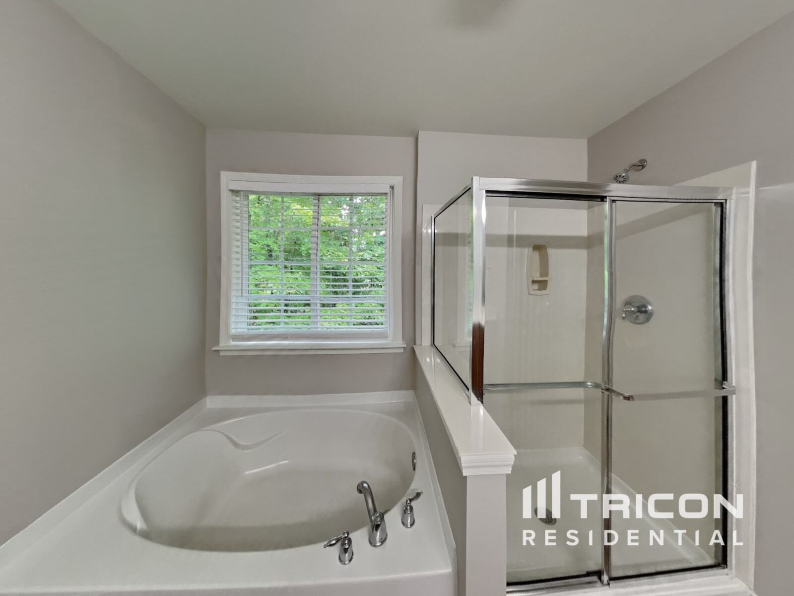 Building Photo - 20 Argent Ct