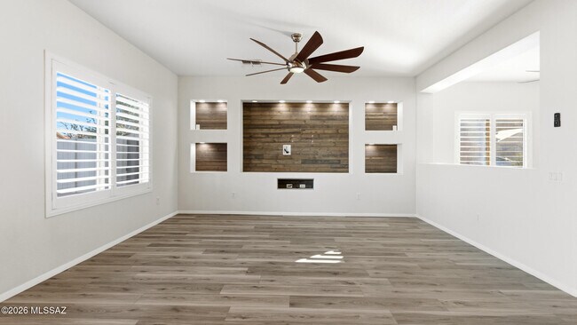 Building Photo - 33915 S Colony Dr