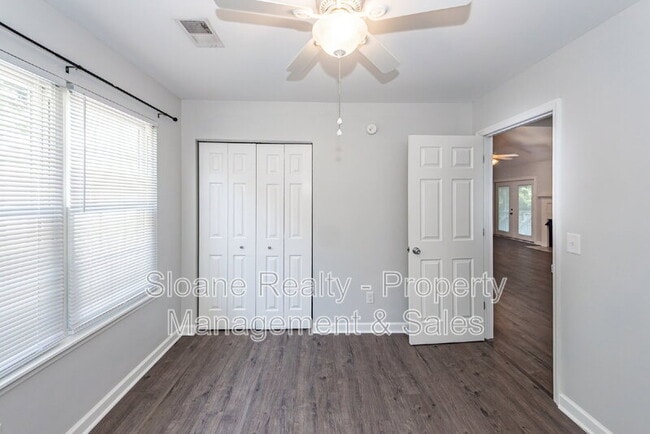 Building Photo - 3618 Walkers Ferry Ln