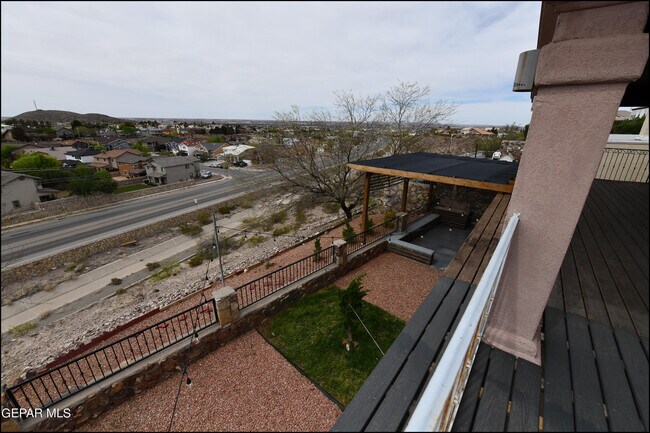 Building Photo - 7318 Corona Del Sol Dr