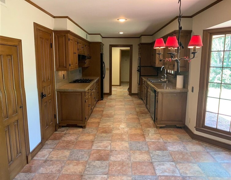 Building Photo - 8604 E Tamarac St