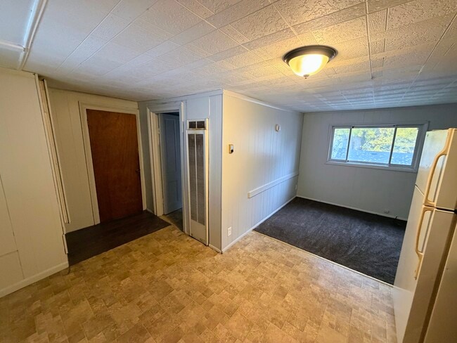 Building Photo - 142 State St