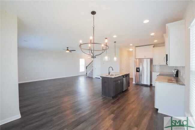 Building Photo - 165 Greyfield Cir