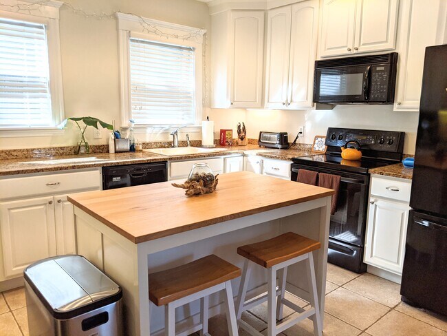 Kitchen - 30 Buena Vista Park