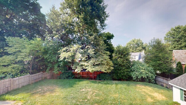 Building Photo - 4107 Aspen St