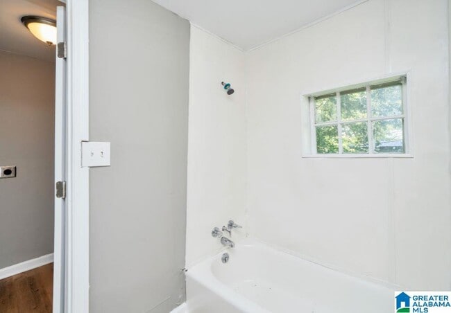 Building Photo - 509 Arnold Cir