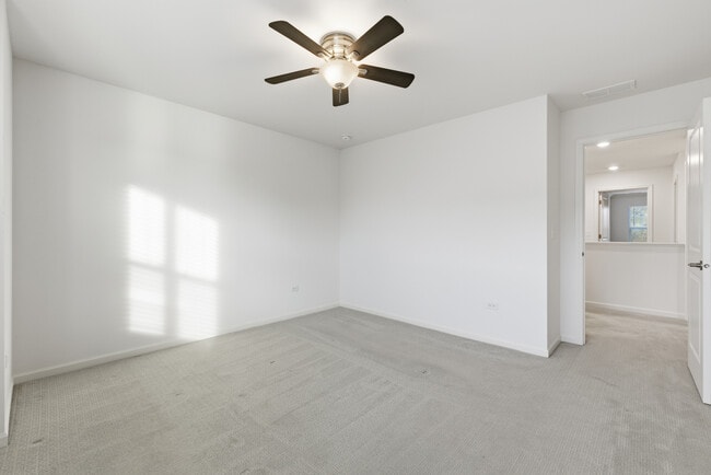 Building Photo - 2666 Martini St