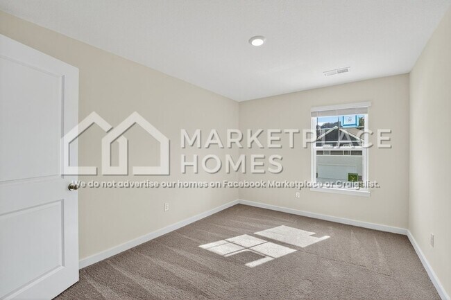 Building Photo - 7661 Belhaven Ln