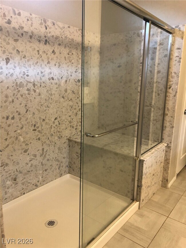 Building Photo - 2434 Fanano St