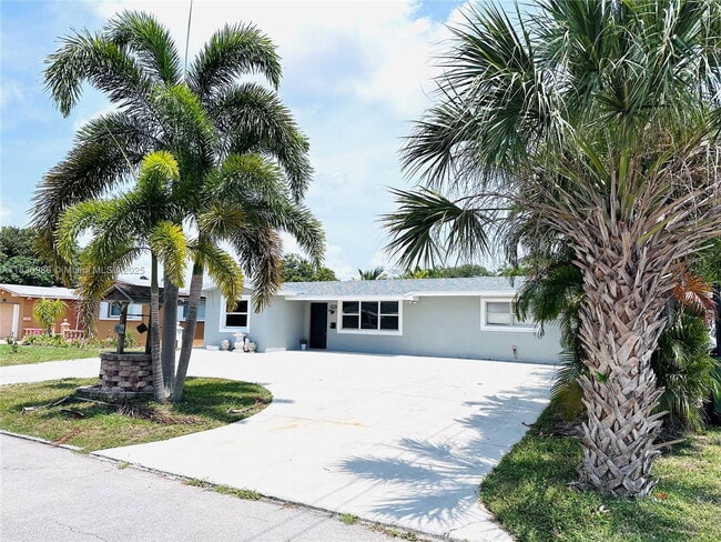 Building Photo - 8761 NW 12th St