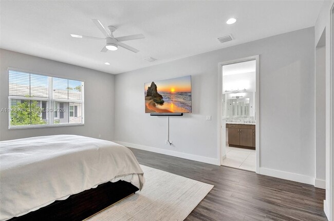 Building Photo - 4921 Pointe Midtown Way