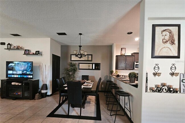 Building Photo - 3162 Rodrick Cir