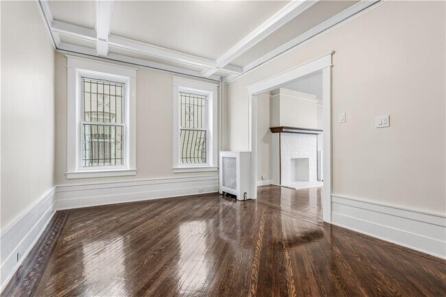 Building Photo - 534 81st St