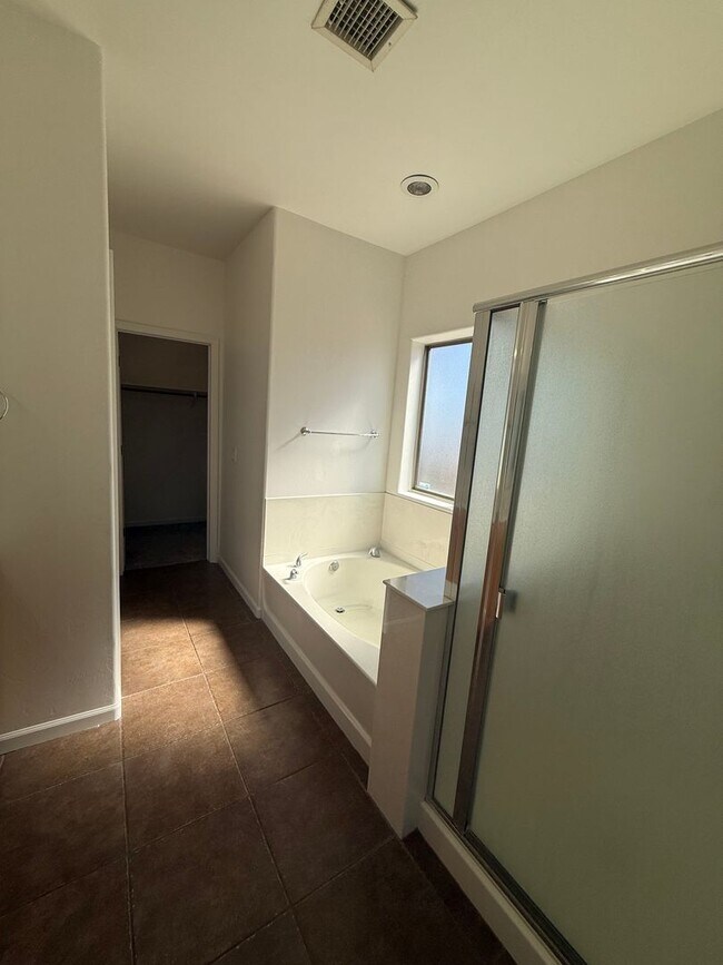 Building Photo - 4228 S Morning Glory Ct