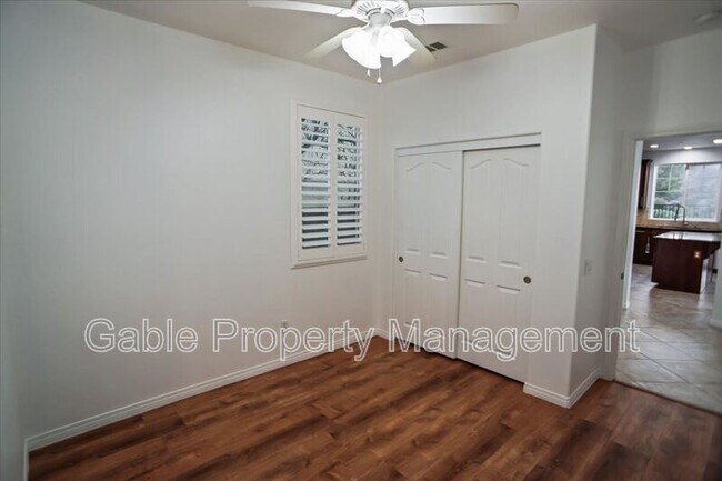 Building Photo - 26631 Millhouse Dr