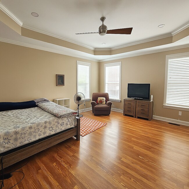 Building Photo - 1530 Bledsoe Ln