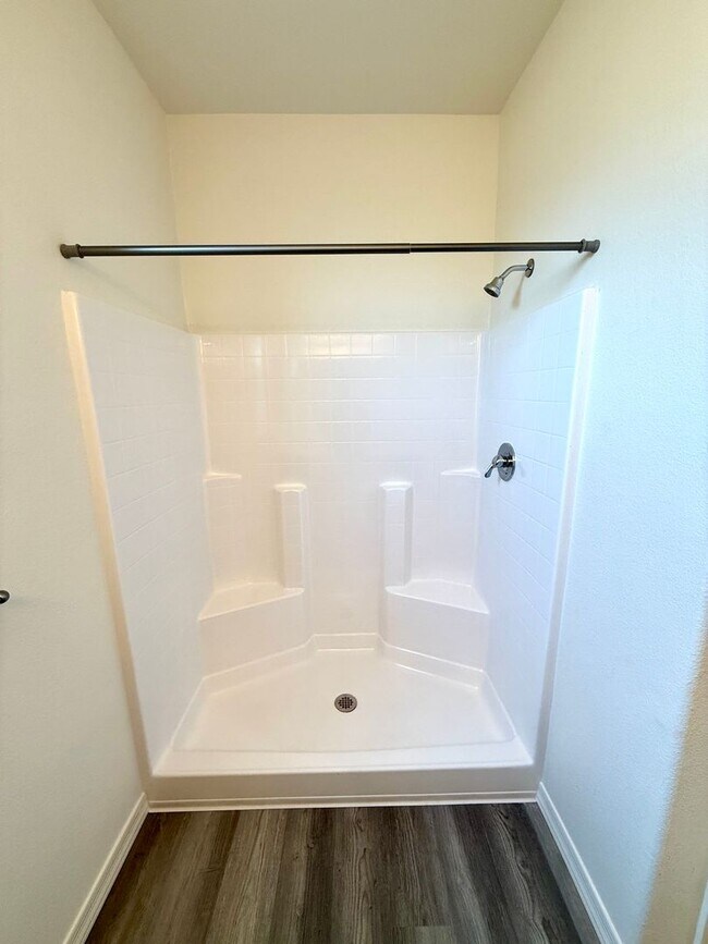 Building Photo - Beautiful New Construction 3 Bedroom Home ...