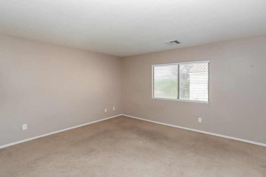 Building Photo - 8988 W Marmo Ave