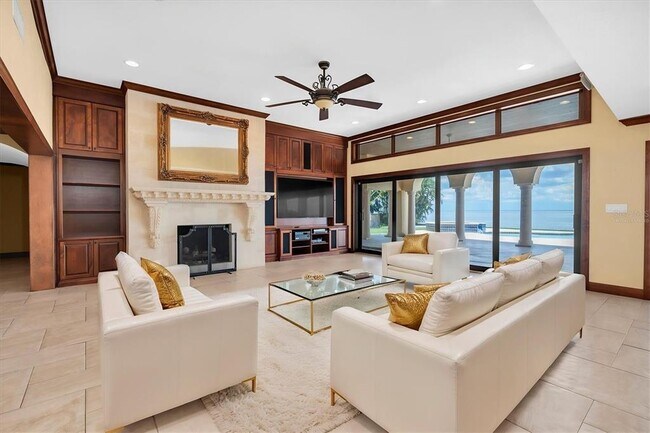 Building Photo - 5810 Bahama Shores Dr S