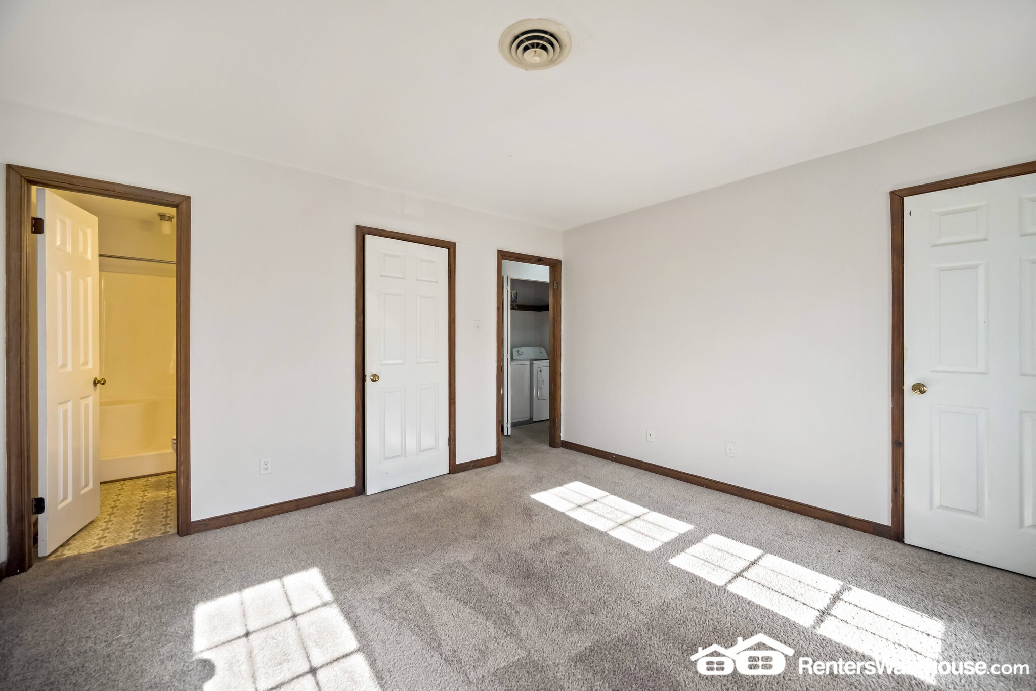 Building Photo - 4401 E Heritage Woods Ct