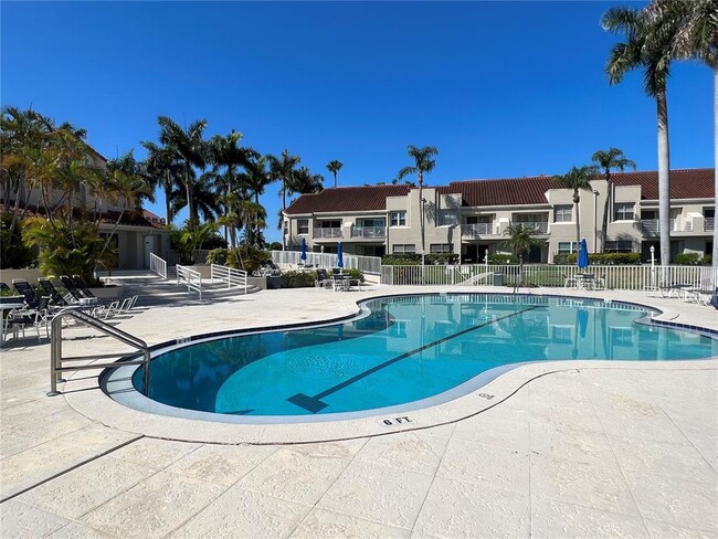 Building Photo - 6100 Bahia Del Mar Cir