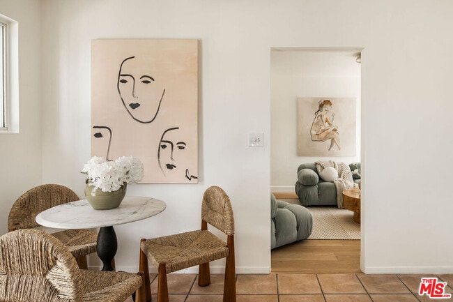 Building Photo - 2302-2302 Pisani Pl