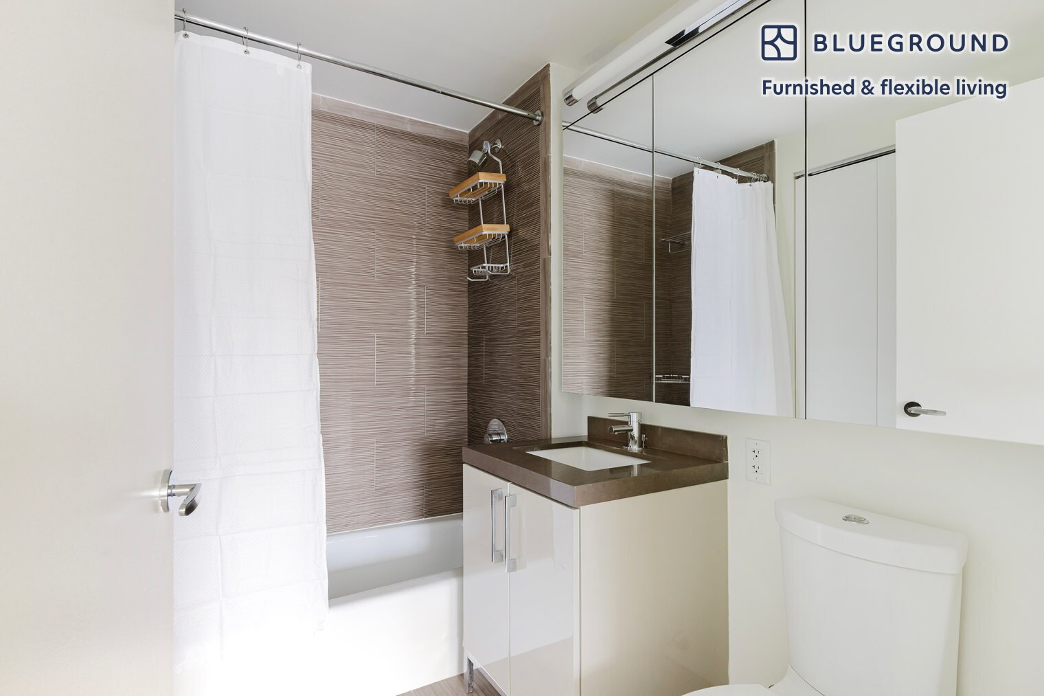 Building Photo - 450 W 42nd St