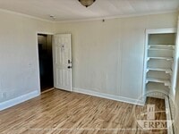 Building Photo - 197 Rodman St