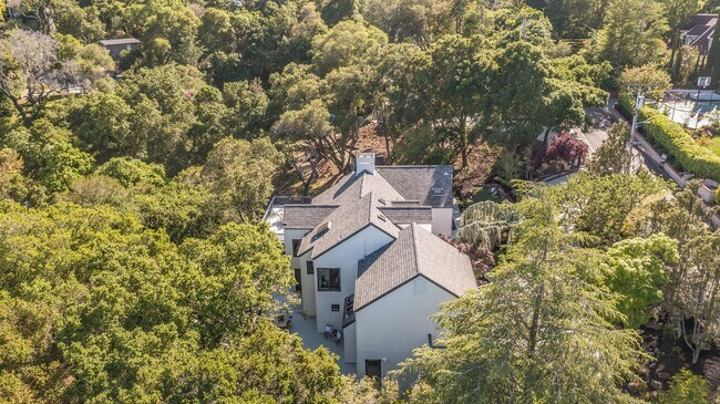 Building Photo - Available Soon!