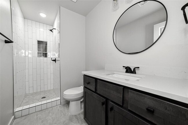 Building Photo - 1417 Mallard Dr