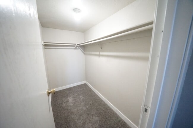 Building Photo - 601 Cabrillo Cir