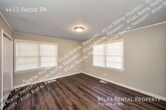Building Photo - 4413 Vassie Dr