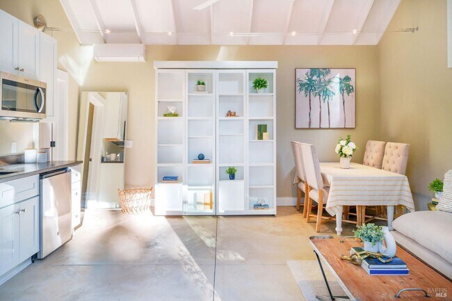 Building Photo - 2 Bedroom 2 Bath Calistoga Oasis with Additional 1 Bedroom 1 Bath ADU with landscaping paid for!