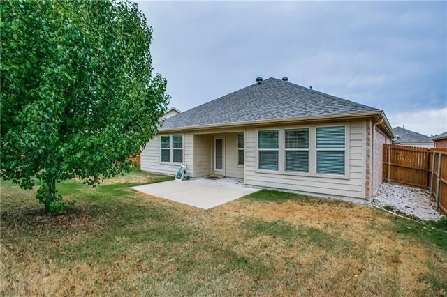Building Photo - 9721 Sleepy Hollow Dr
