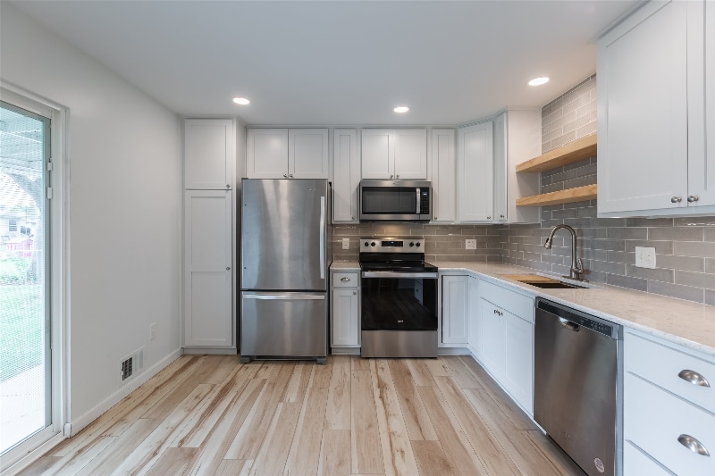 Building Photo - 213 Highland Dr