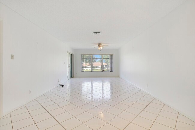 Building Photo - 5710 Princess Palm Ct