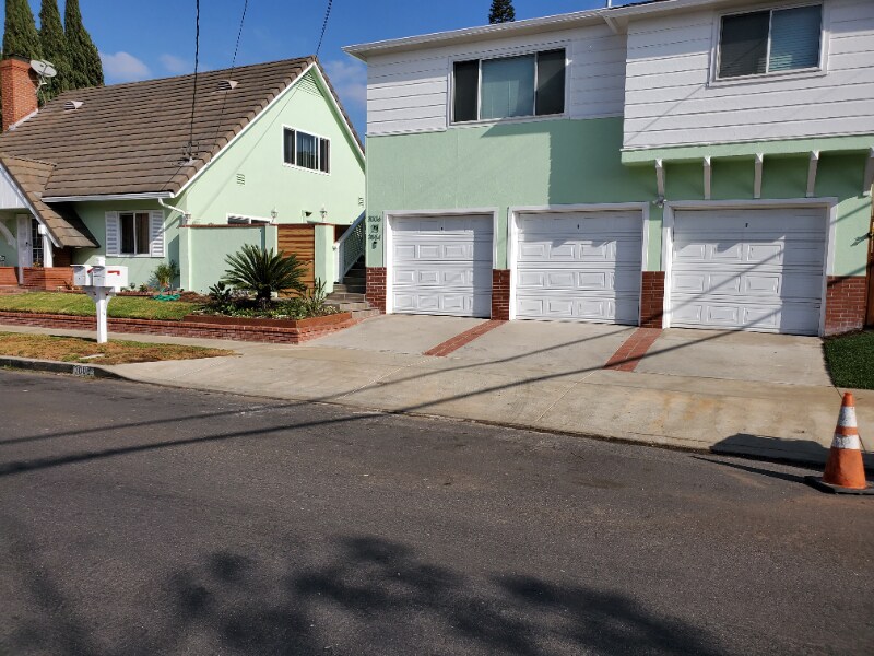 Building Photo - 3004 Kelton Ave