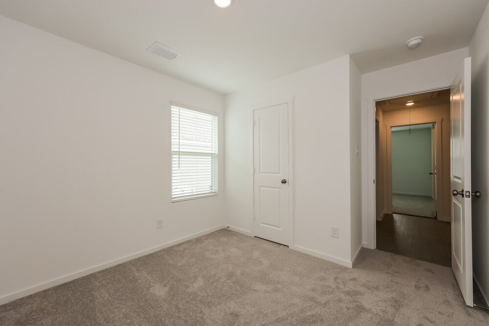 Building Photo - 2233 Crested Saguaro St