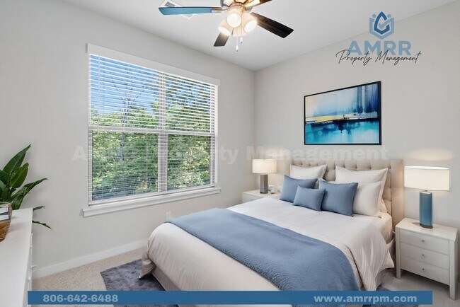 Building Photo - Beautiful Bella Vista Home!