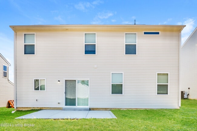 Building Photo - 443 Vildana Wy