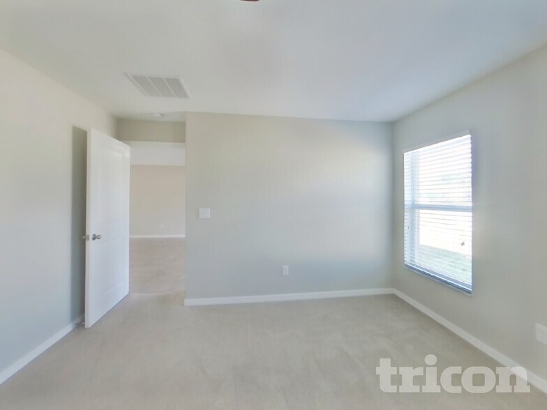 Building Photo - 10410 Fairy Moss Ln