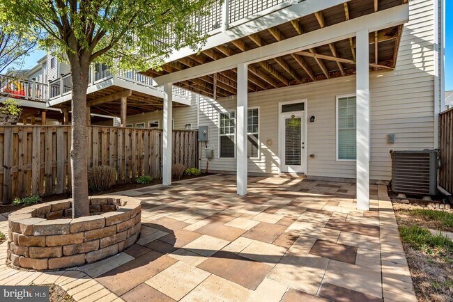 Building Photo - 41687 Wellstone Terrace